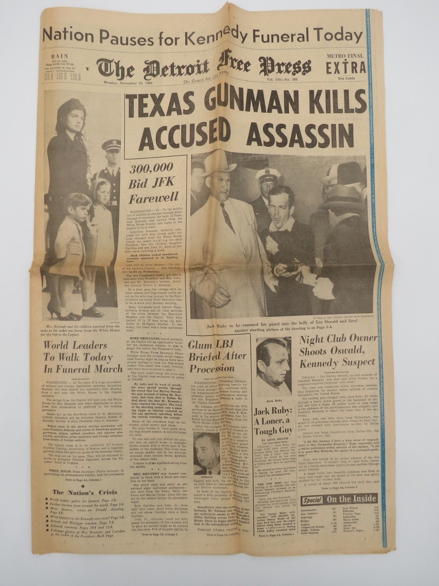 THE DETROIT FREE PRESS NOVEMBER 25 1963 ON KENNEDY FUNERAL AND ASSASSINATION Hardcover 1963 Biblio